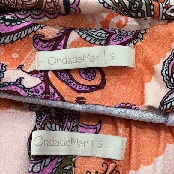 OndadeMar Paisley Two Piece Resort Wear Short Set Size Small - Picture 6 of 6